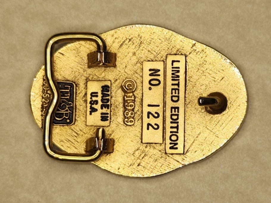 [Buckle Pic Missing] (Click here)